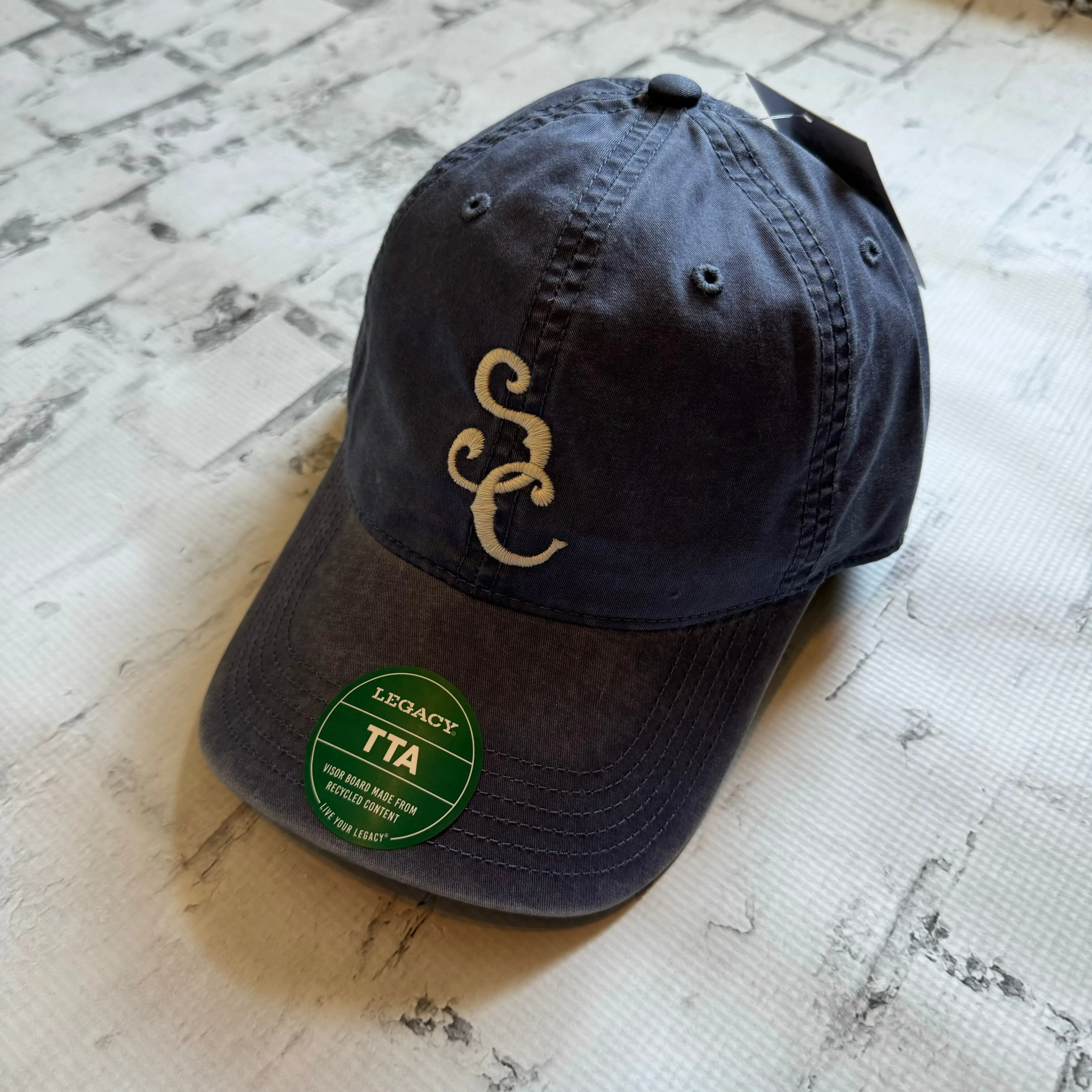 Southern Charm "Hanging" Hat - Royal